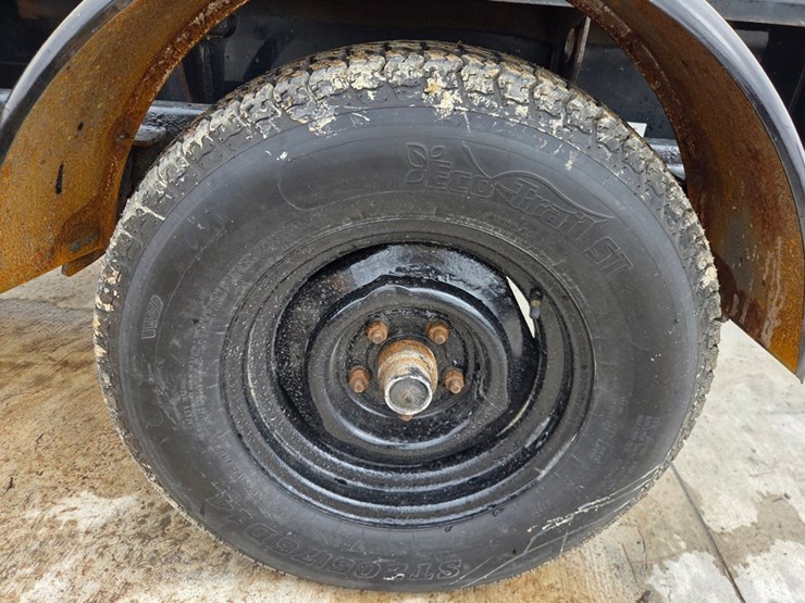 2011-caterpillar-xq20-image-36