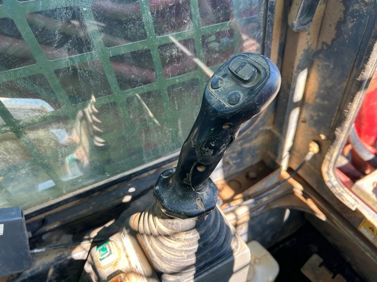 takeuchi-tl10-image-24