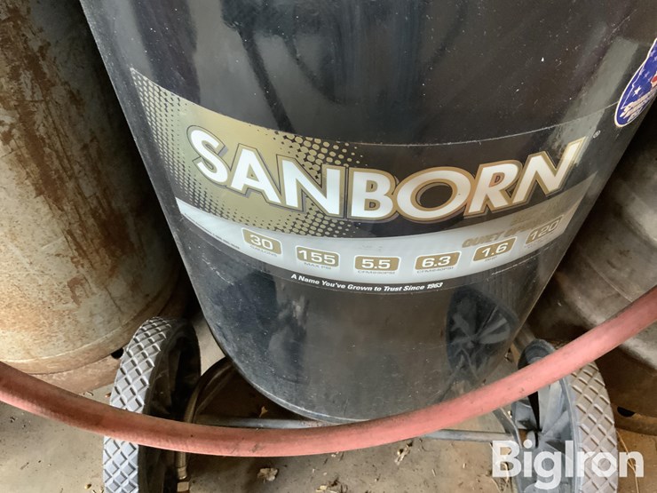 sanborn-30-gal-air-compressor-w/accessories-image-8