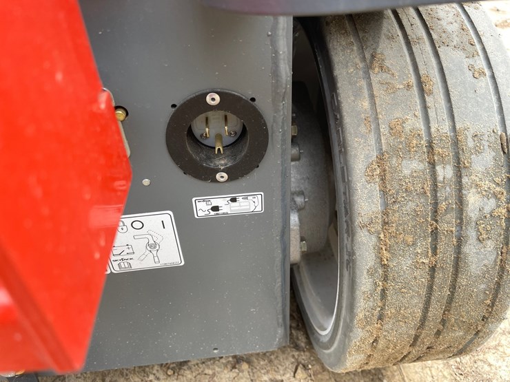 #7514a-•-2025-skyjack-sj3220e-electric-scissor-lift-image-31