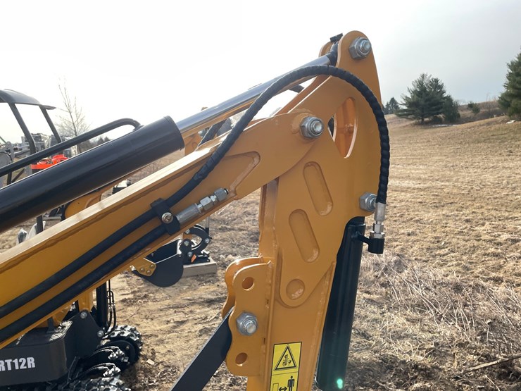 #1041-•-new-ats-rt12r-mini-excavator-image-23