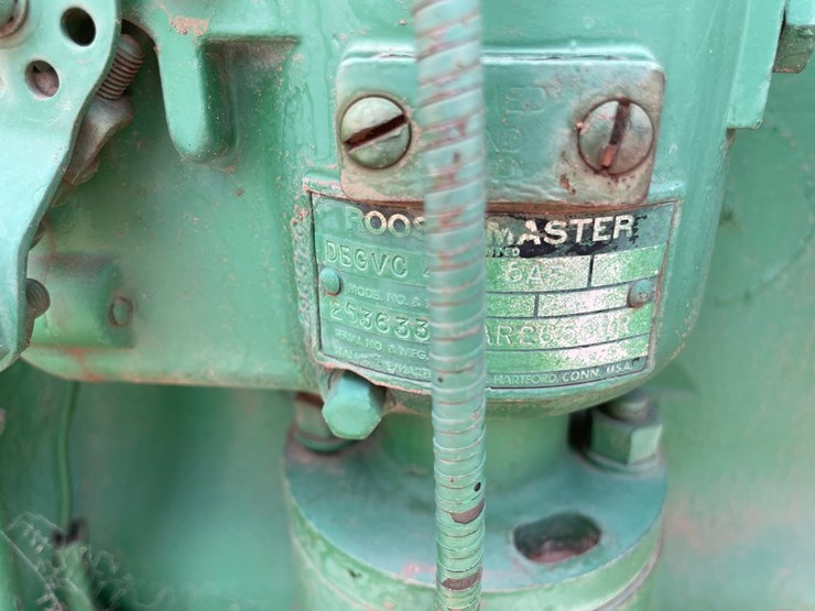 john-deere-3010-image-5