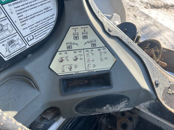 2017-bobcat-t550-image-38