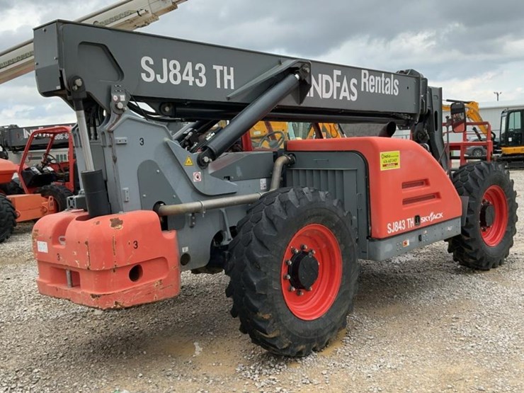 #202-•-2020-skyjack-sj843h-telehandler-image-5