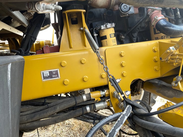 #5515-•-agco-rogator-u1264c-ag-chem-sprayer-image-38