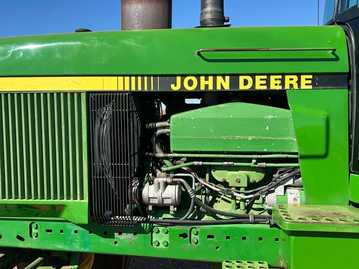 1989-john-deere-4755-image-18
