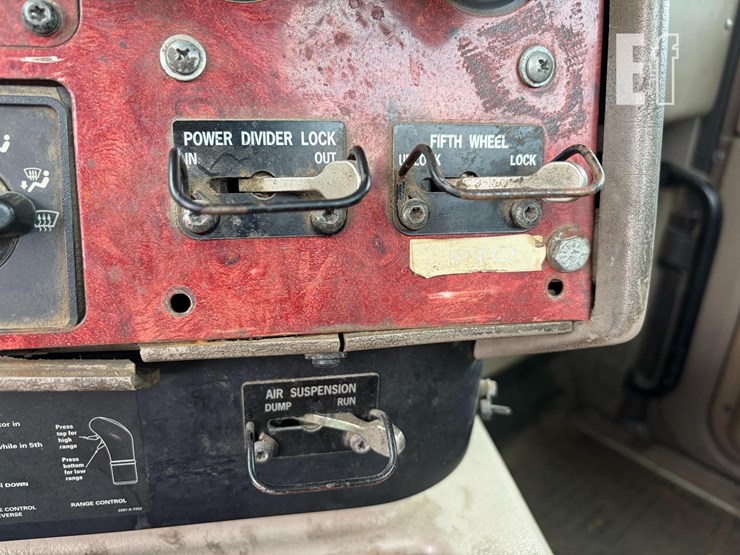 2004-international-9200-image-18