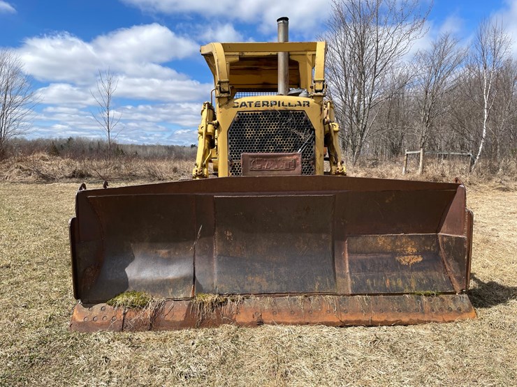 caterpillar-d7-image-2