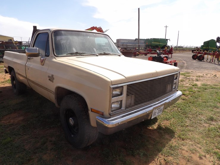1984-chevrolet-silverado-20-image-1