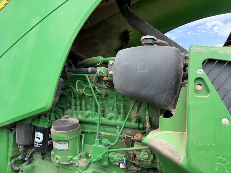 2010-john-deere-8270r-image-62