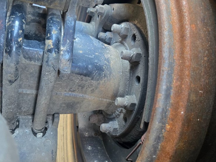 2005-peterbilt-379-image-98