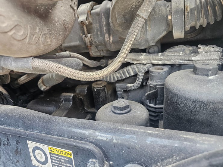 2012-peterbilt-384-image-70