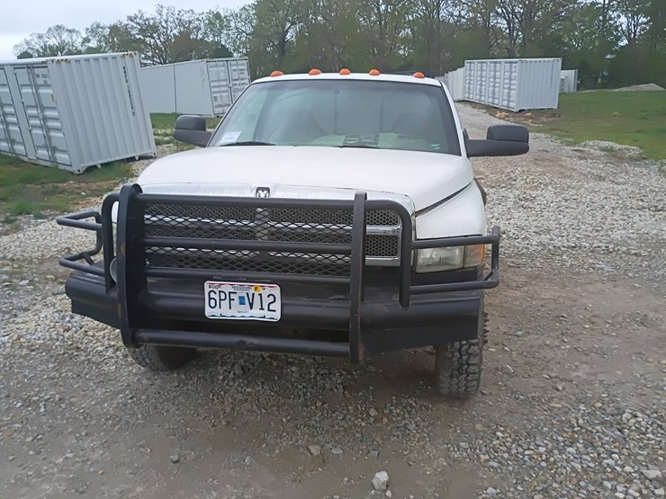 2000-dodge-ram-3500-image-15
