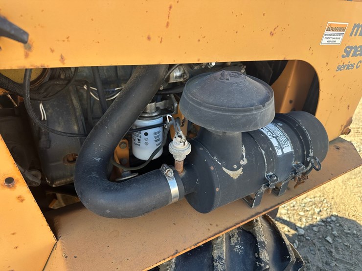 case-maxi-sneaker-image-19