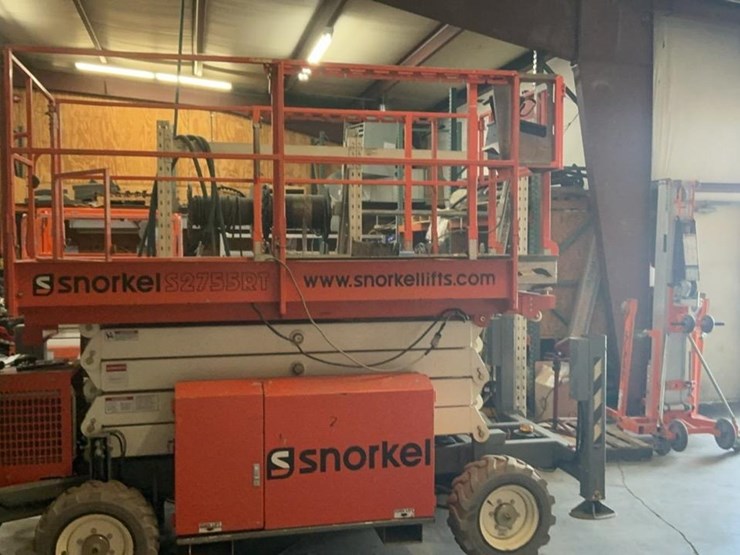 #401-•-snorkel-4wd-rough-terrain-27'-scissor-lift-image-4