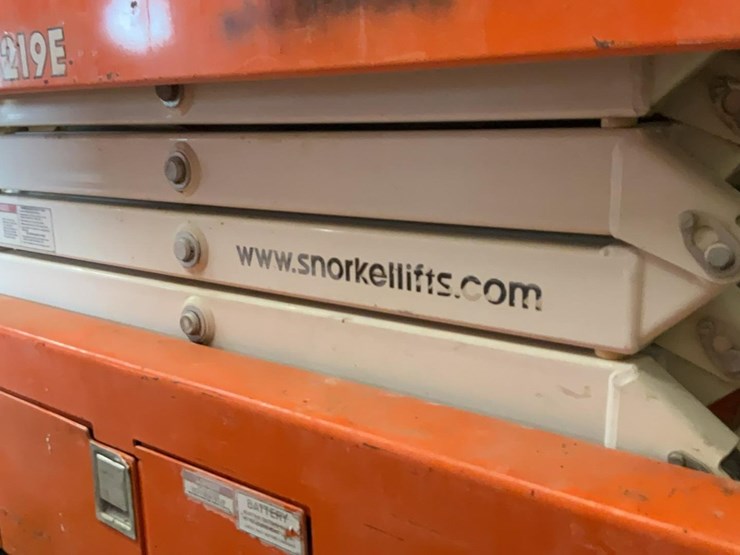 #416-•-2019-snorkel-19'-scissor-lift-image-14