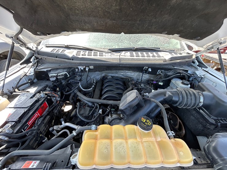 2016-ford-f150-image-14