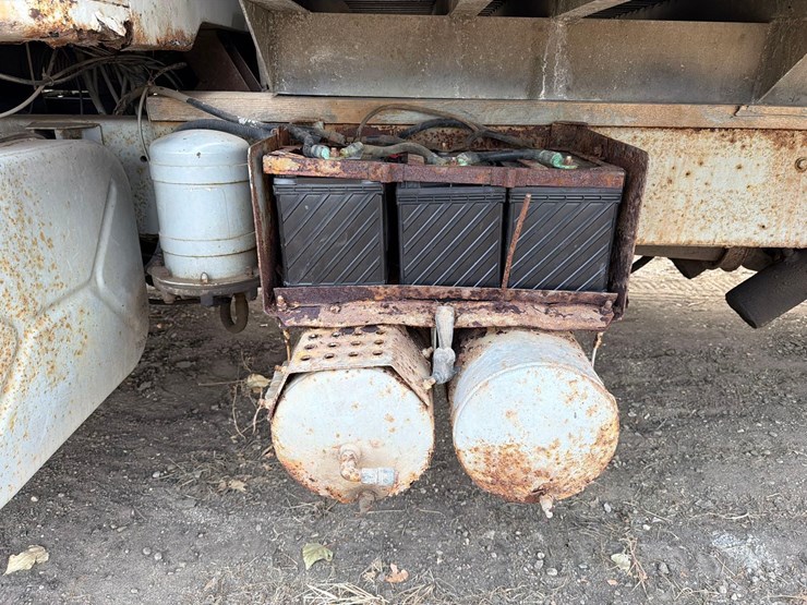 1979-international-f227-image-11