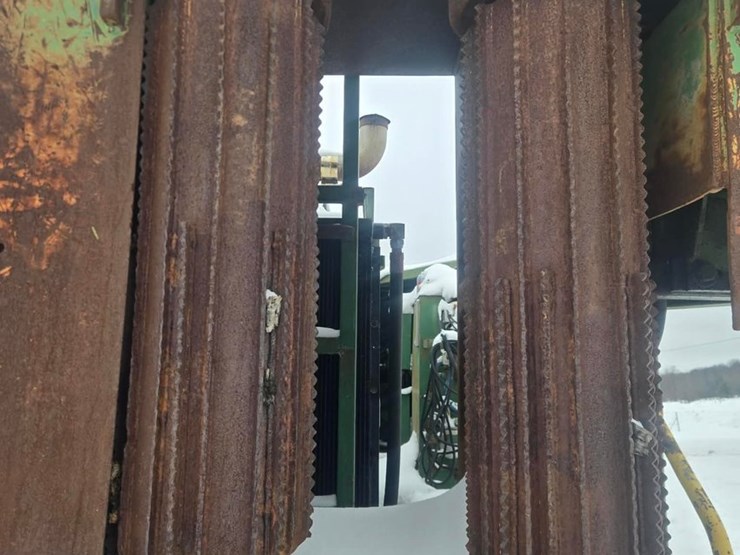 massey-ferguson-8-image-6