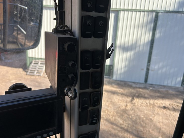 volvo-l250g-image-65