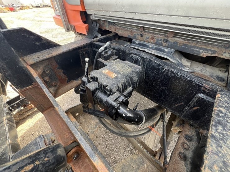 2007-sterling-l9500-image-12