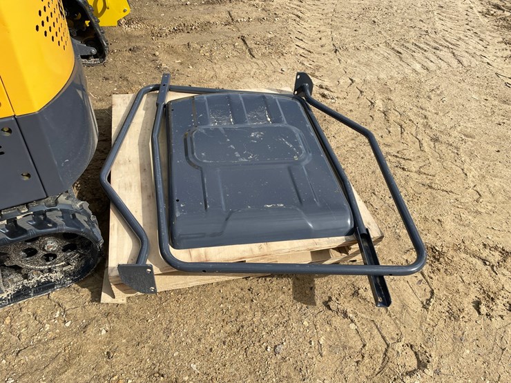 #900-•-landhonor-mini-excavator-image-27