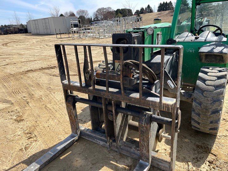 2014-jlg-g5-18a-image-28