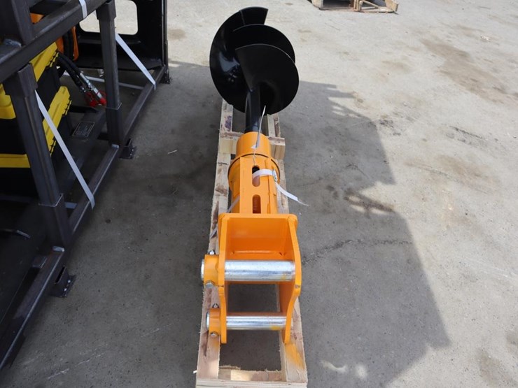 caterpillar-303-image-3