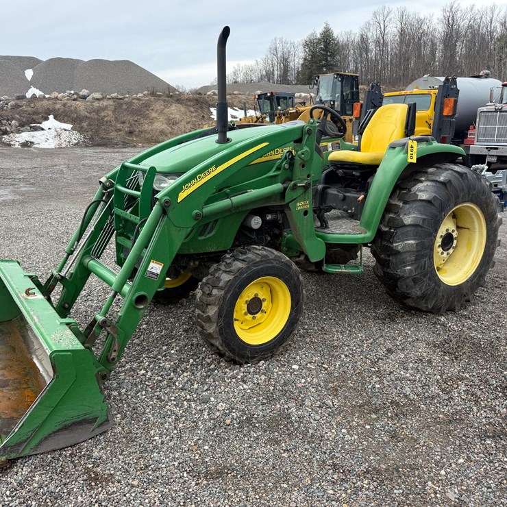 JOHN DEERE 4120