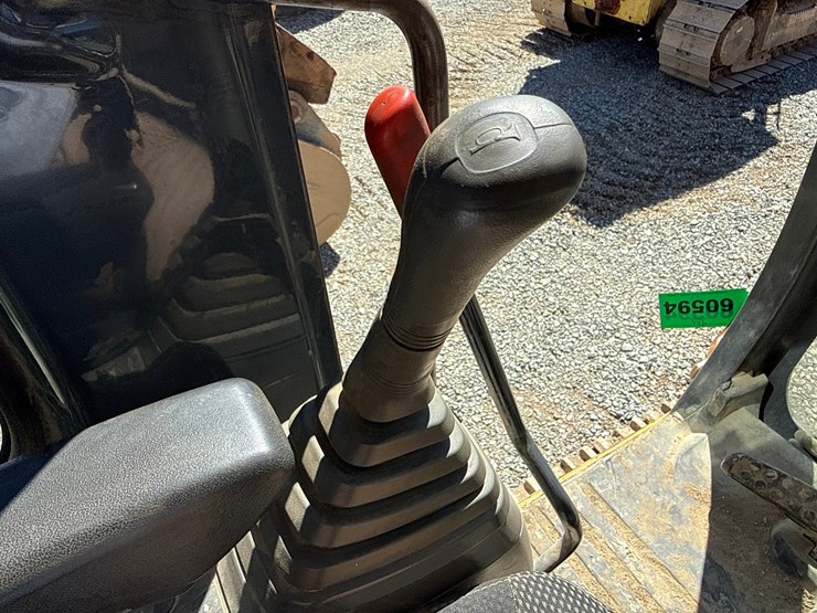 2009-deere-225-lc-image-59