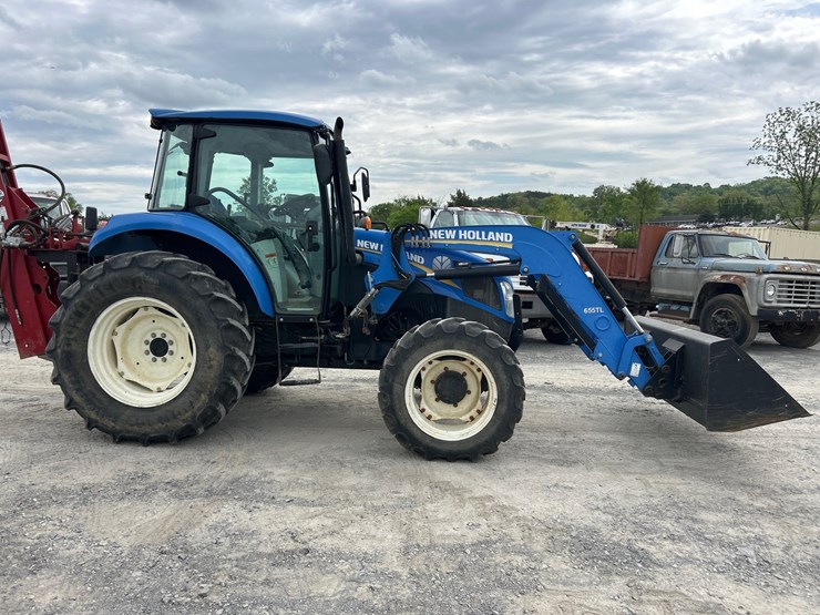 new-holland-t4.95-image-5