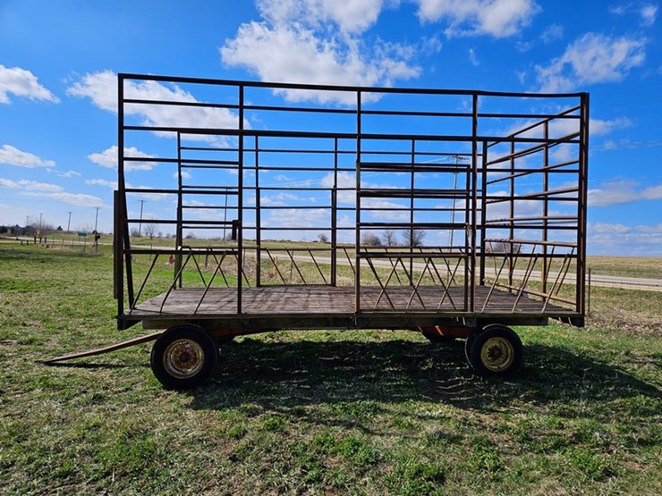#536-•-8'x16'-bale-wagon-image-2