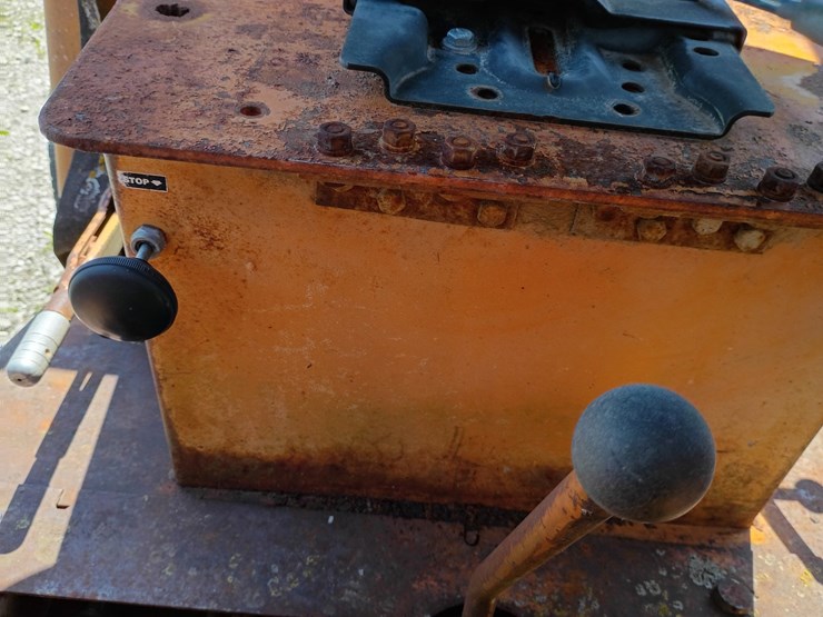 1979-case-586c-image-28