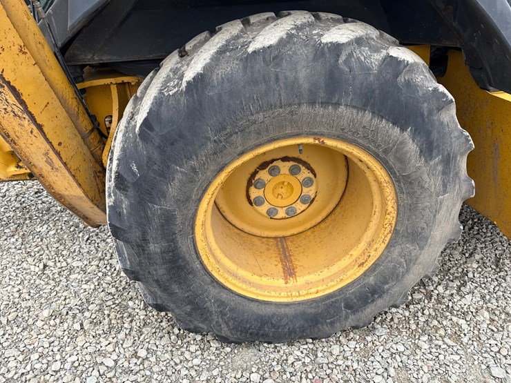 2001-deere-310sg-image-86