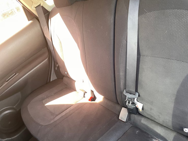 2015-nissan-rogue-image-52