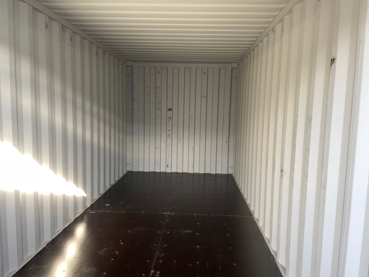 #2847-•-20'-shipping-container-image-9