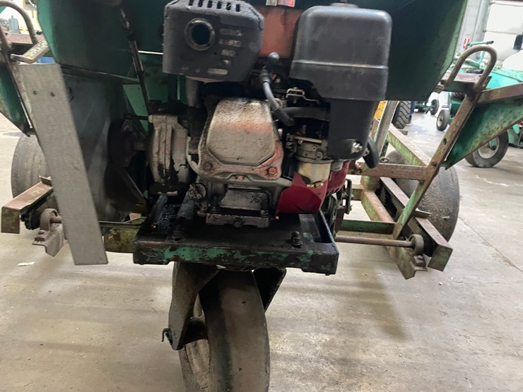 #2517-•-walk-behind-wheelbarrow-cart-(columbia-heights,-mn)-image-15