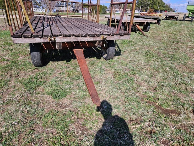 #536-•-8'x16'-bale-wagon-image-9