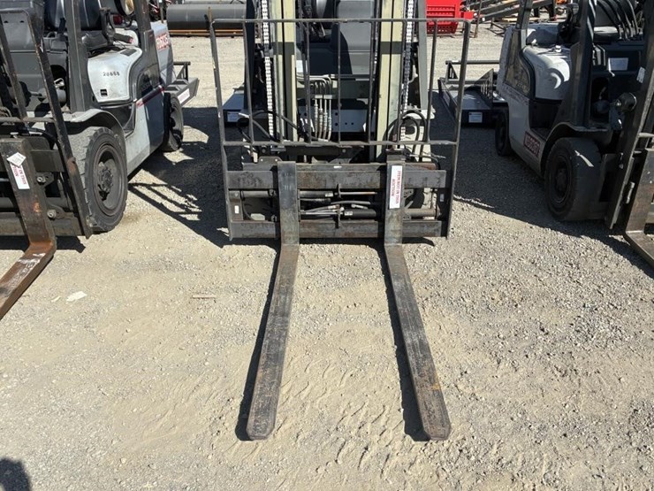 2007-nissan-mplf2025lv-forklift-image-7