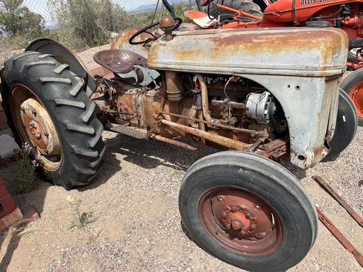 ford-tractor-image-31