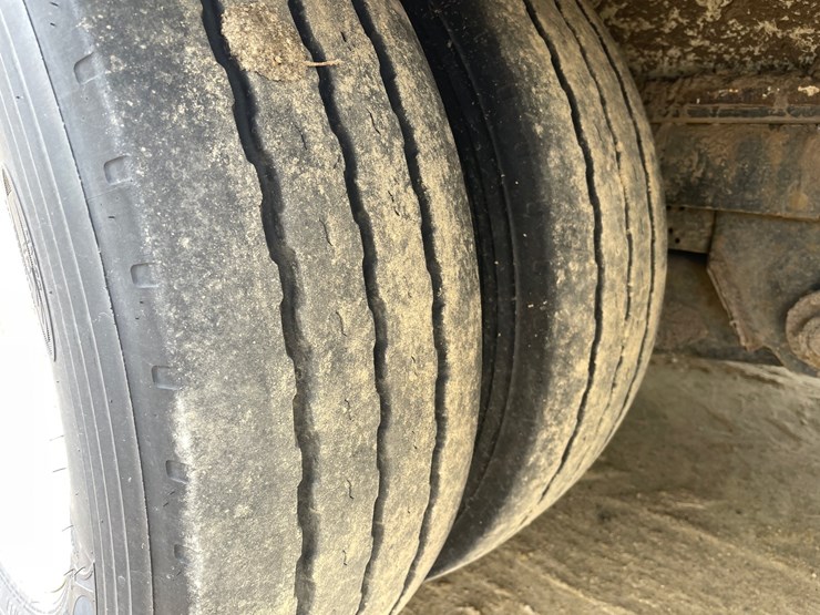 #7516-•-2015-landoll-s30c-51'-hydraulic-beavertail-semi-trailer-image-60