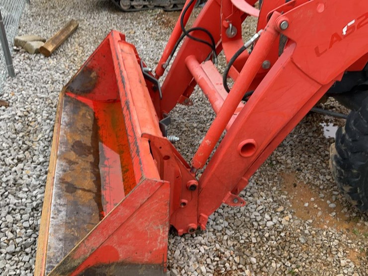 2021-kubota-l2501-image-24