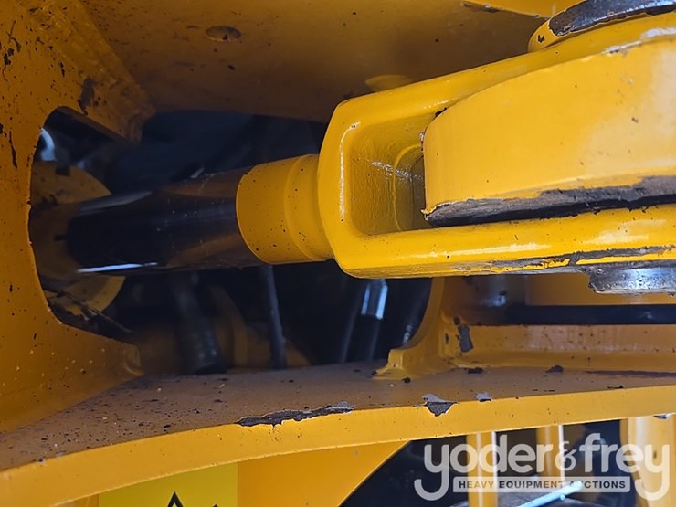 2021-volvo-l90h-image-35