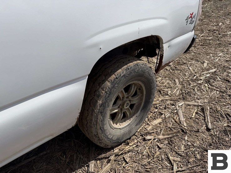 2005-chevrolet-silverado-1500-image-12