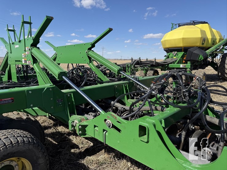 2012-john-deere-1890-image-46