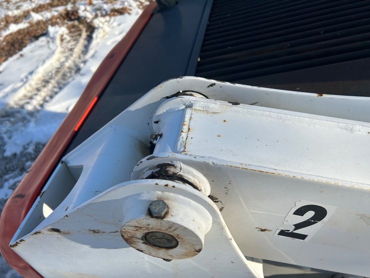 2017-bobcat-t550-image-61