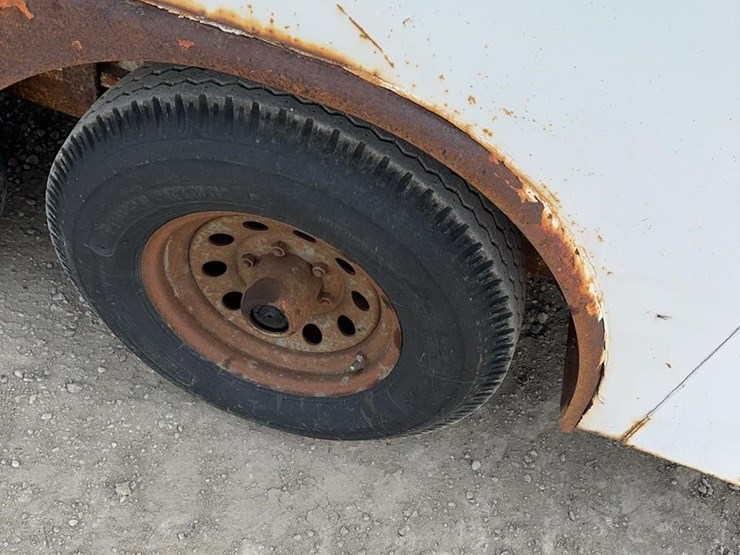 2001-cm-trailers-image-13