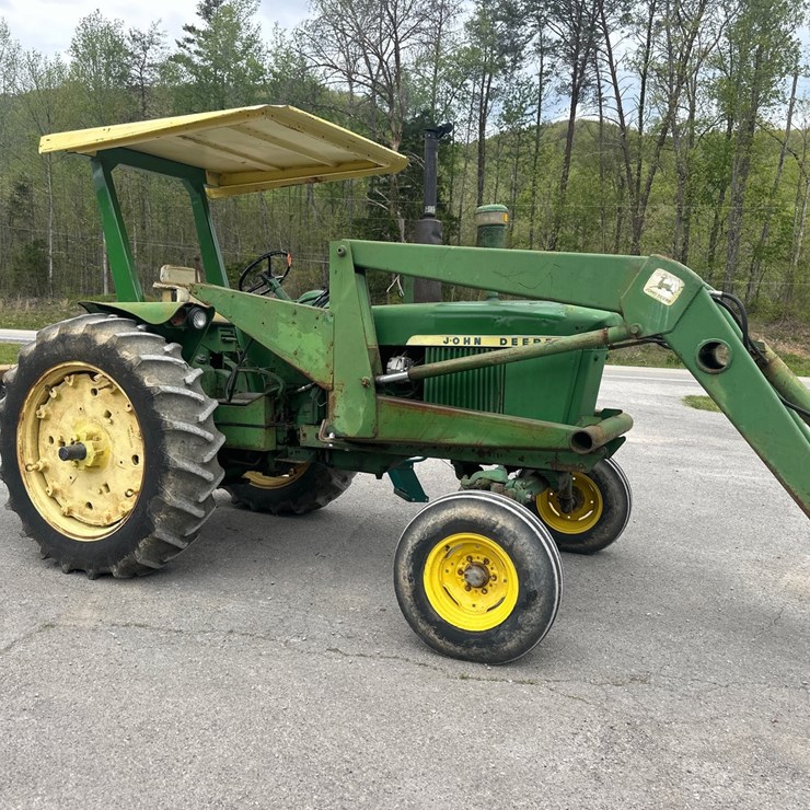 JOHN DEERE 3020