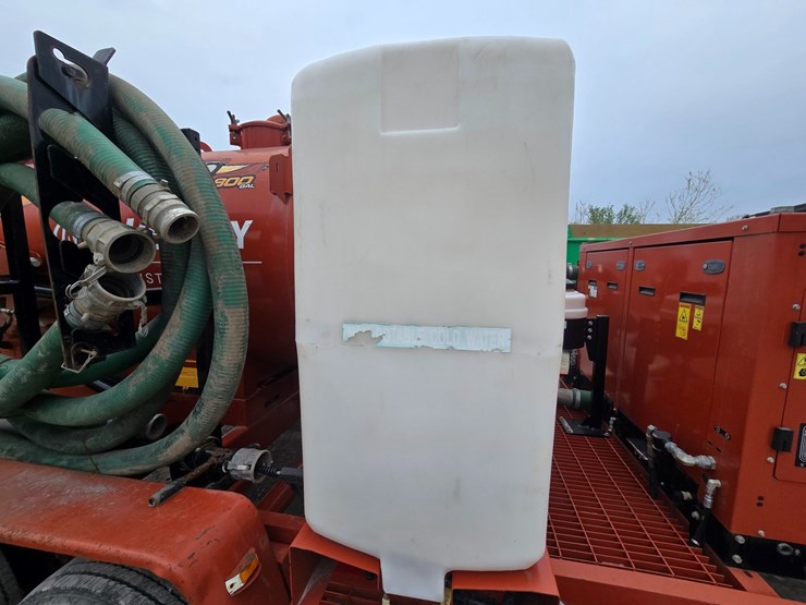 2017-ditch-witch-fx30-image-66