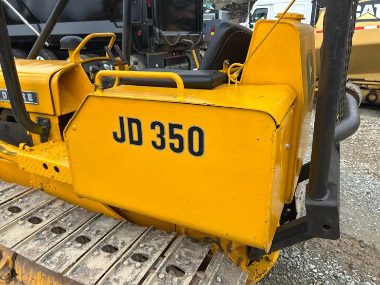john-deere-350-image-31